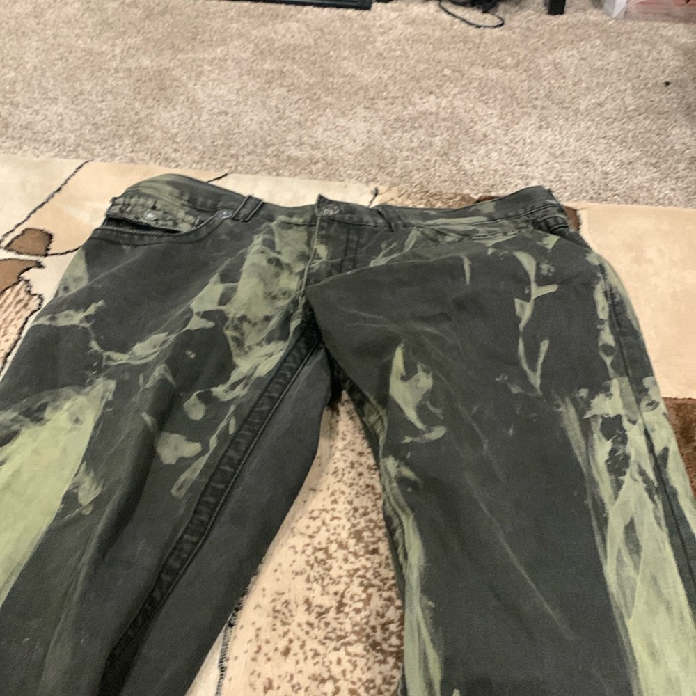 True religion (Bleached)